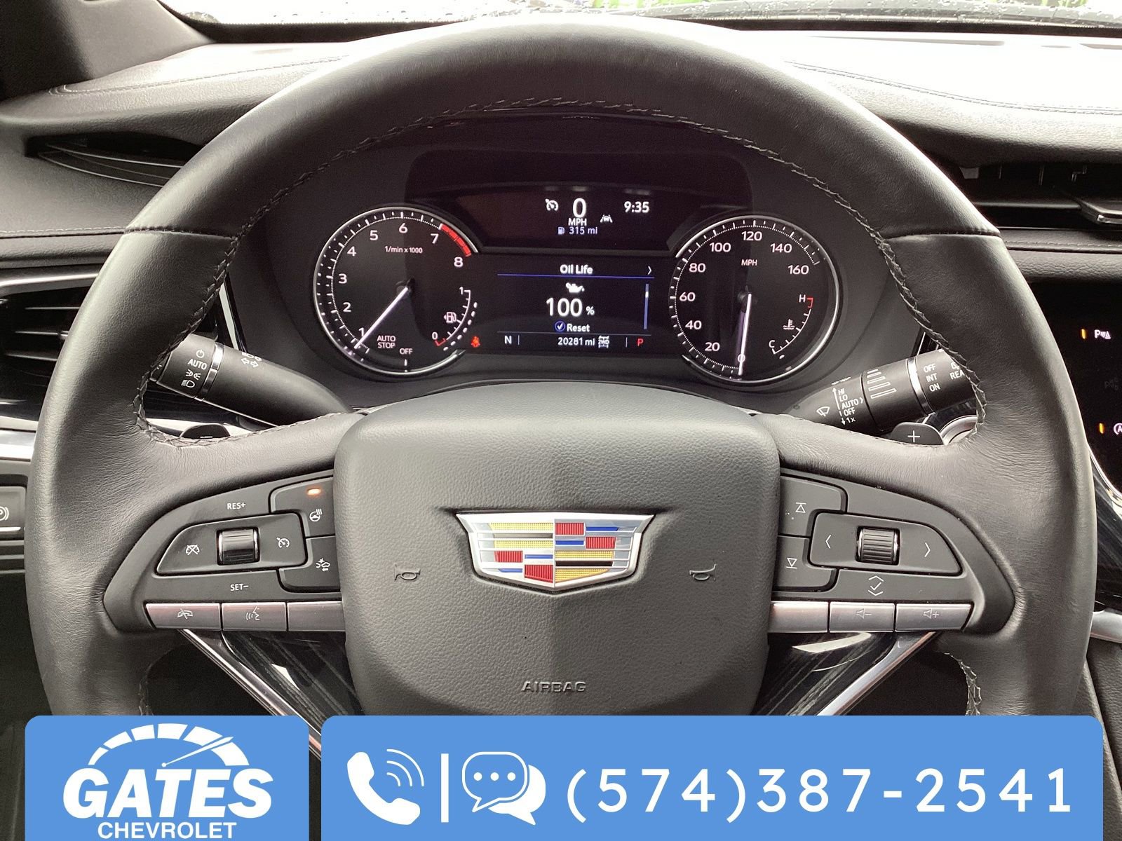 Used 2025 Cadillac XT6 Premium Luxury image 37