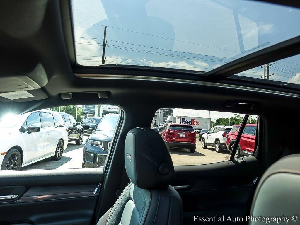 Used 2026 GMC Terrain AT4 w/ Convenience Package III image 12