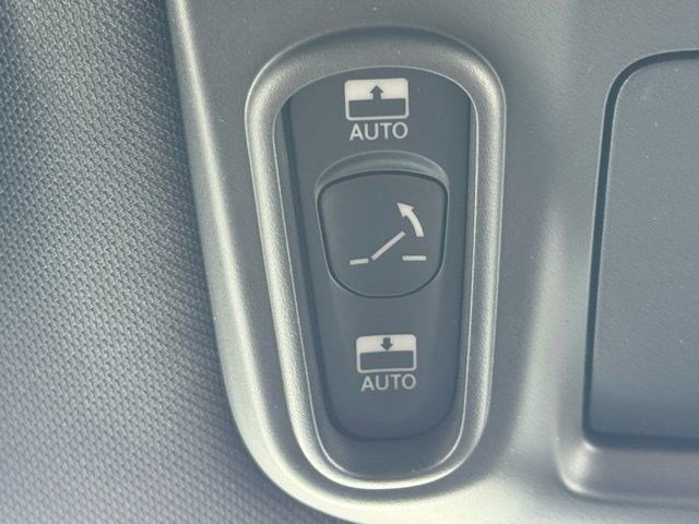 New 2026 Chrysler Pacifica Limited w/ S Appearance Package image 24