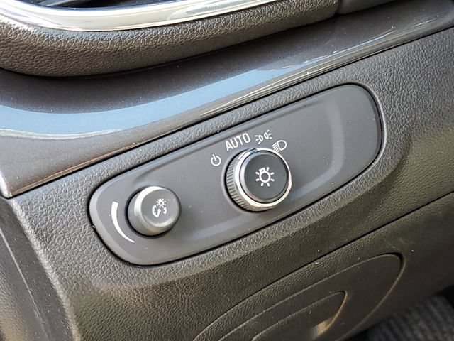 Certified 2020 Buick Encore Preferred AWD/4WD image 19