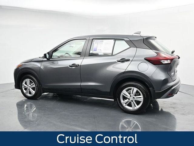 Used 2024 Nissan Kicks S FWD image 7