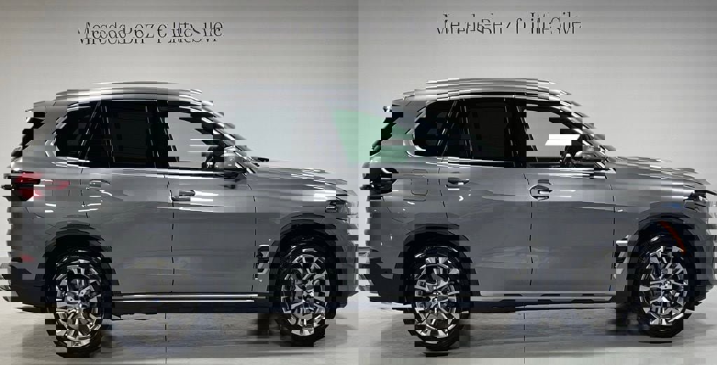 Used 2024 BMW X5 xDrive40i w/ Premium Package image 7