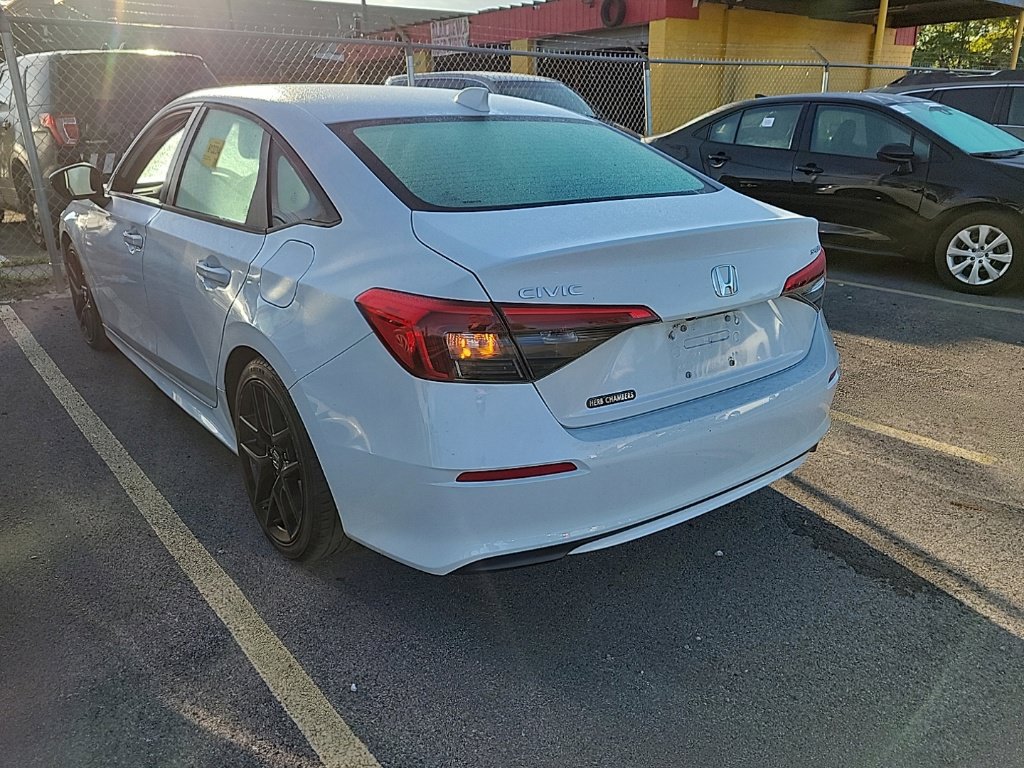 Used 2022 Honda Civic Sport image 4