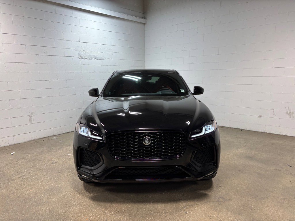 New 2026 Jaguar F-PACE R-Dynamic S image 3