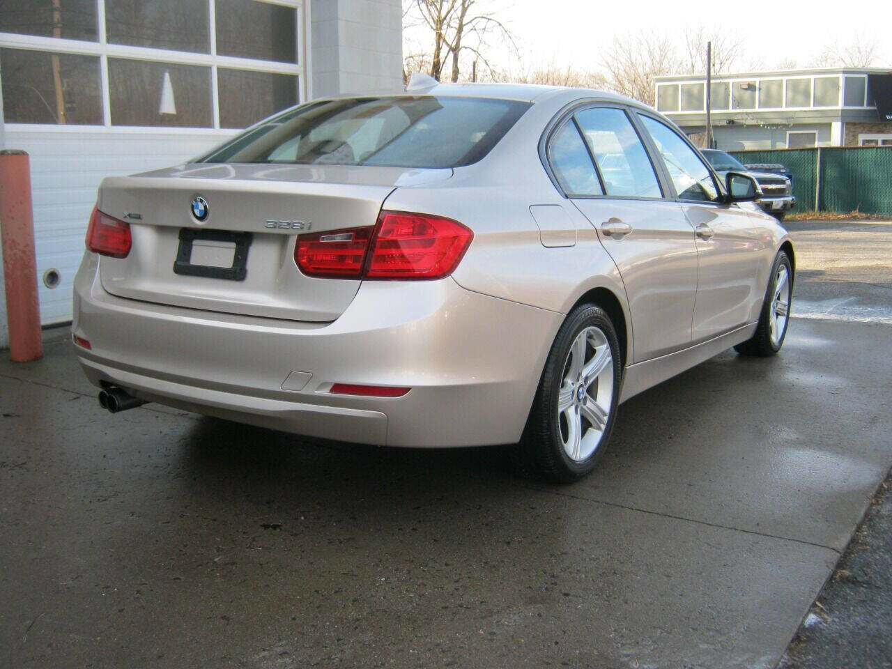 Used 2013 BMW 328i xDrive Sedan image 6