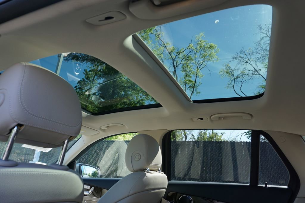 Used 2019 Mercedes-Benz GLC 300 image 42