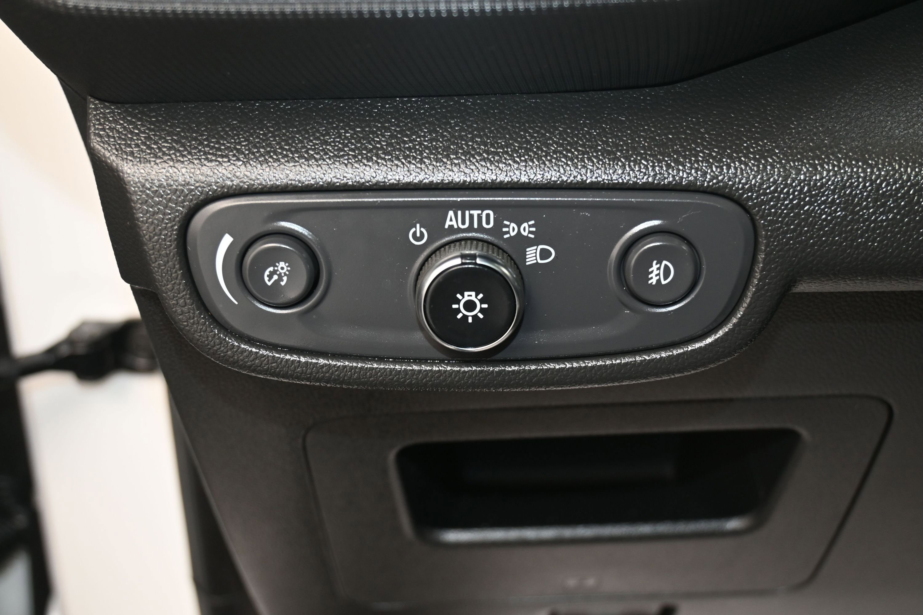 Used 2023 Chevrolet TrailBlazer RS w/ Sun and Liftgate Package AWD/4WD image 20
