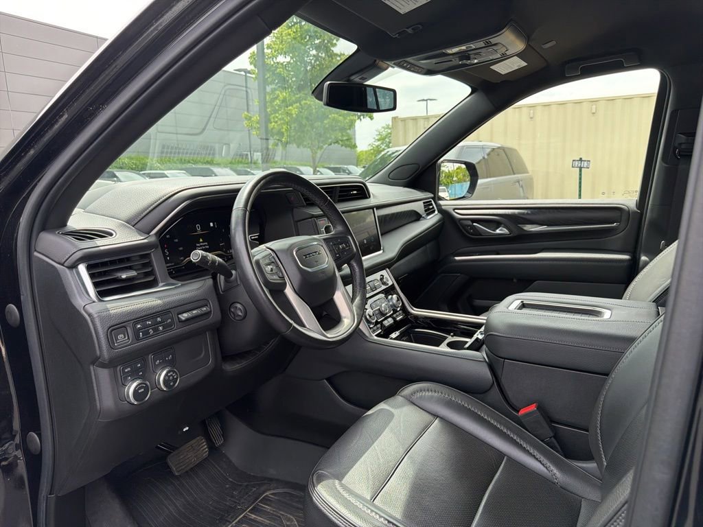 Used 2022 GMC Yukon Denali AWD/4WD image 9