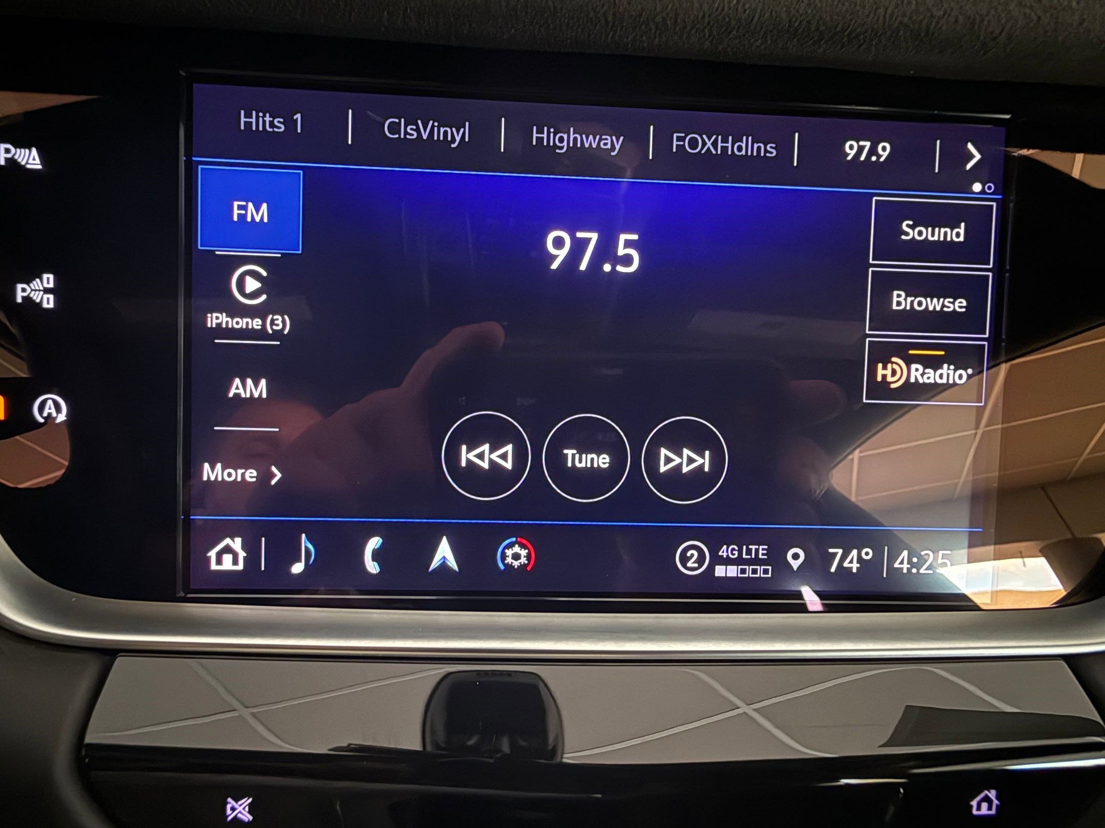 Used 2022 Cadillac XT5 Premium Luxury w/ Platinum Package image 28