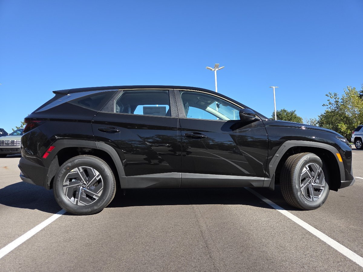 New 2026 Hyundai Tucson Blue SE AWD/4WD image 20