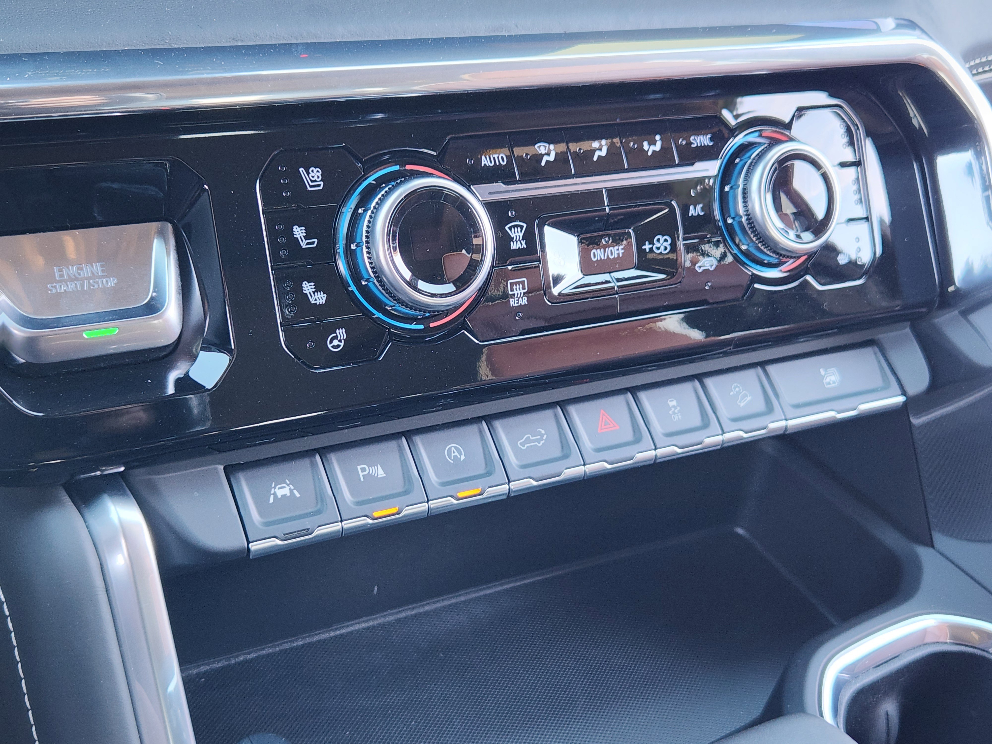 Used 2024 GMC Sierra 1500 Denali Ultimate image 23