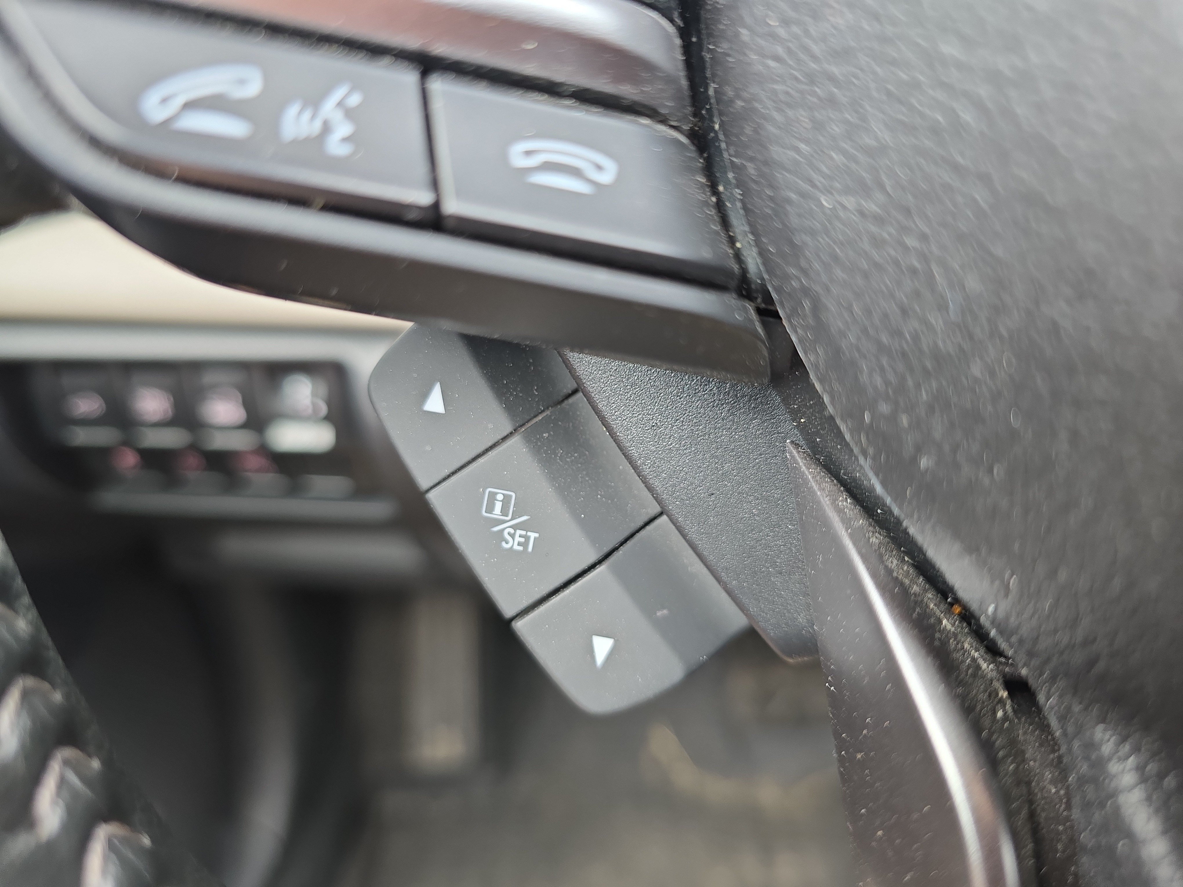 Used 2023 Subaru Forester Limited AWD/4WD image 29