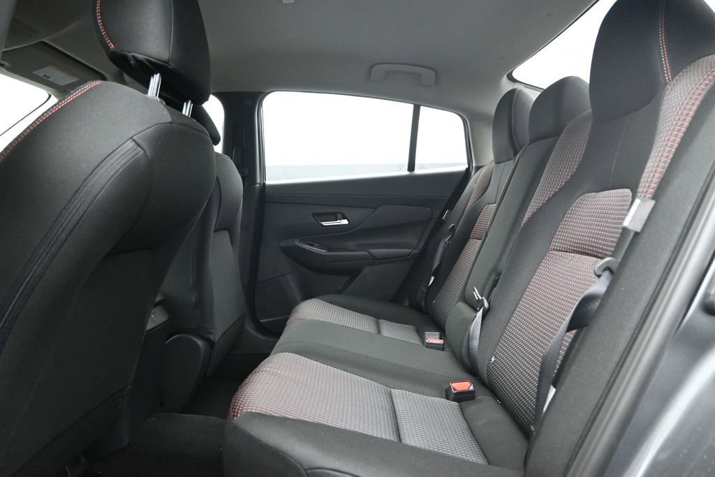 New 2026 Nissan Sentra SR w/ Floor Mat Package FWD image 11