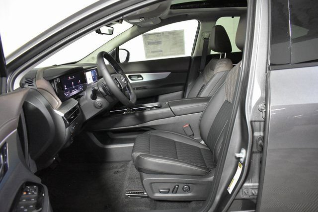 New 2026 Nissan Murano Platinum w/ Cargo Package AWD/4WD image 11