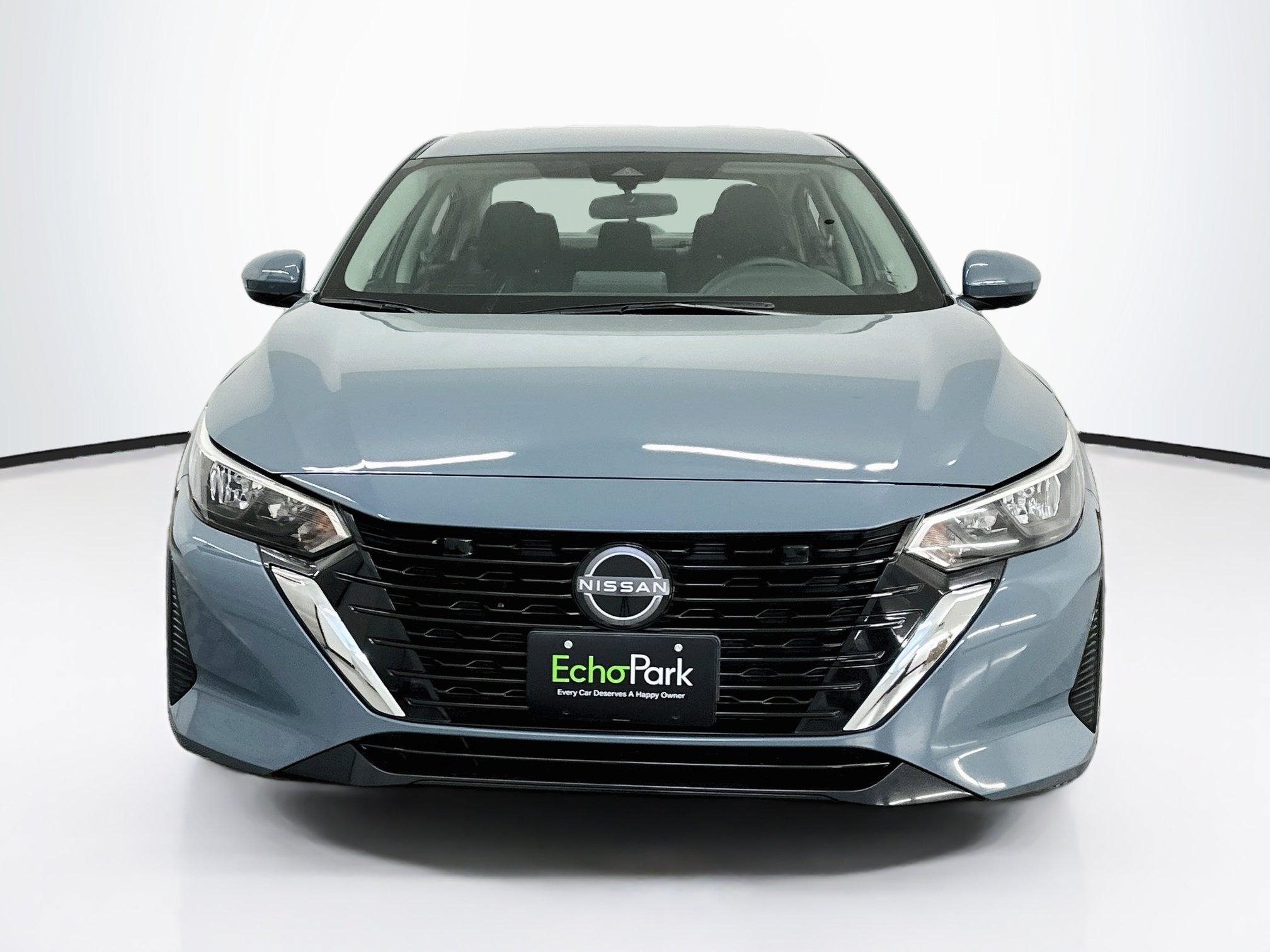 Used 2024 Nissan Sentra SV FWD image 2