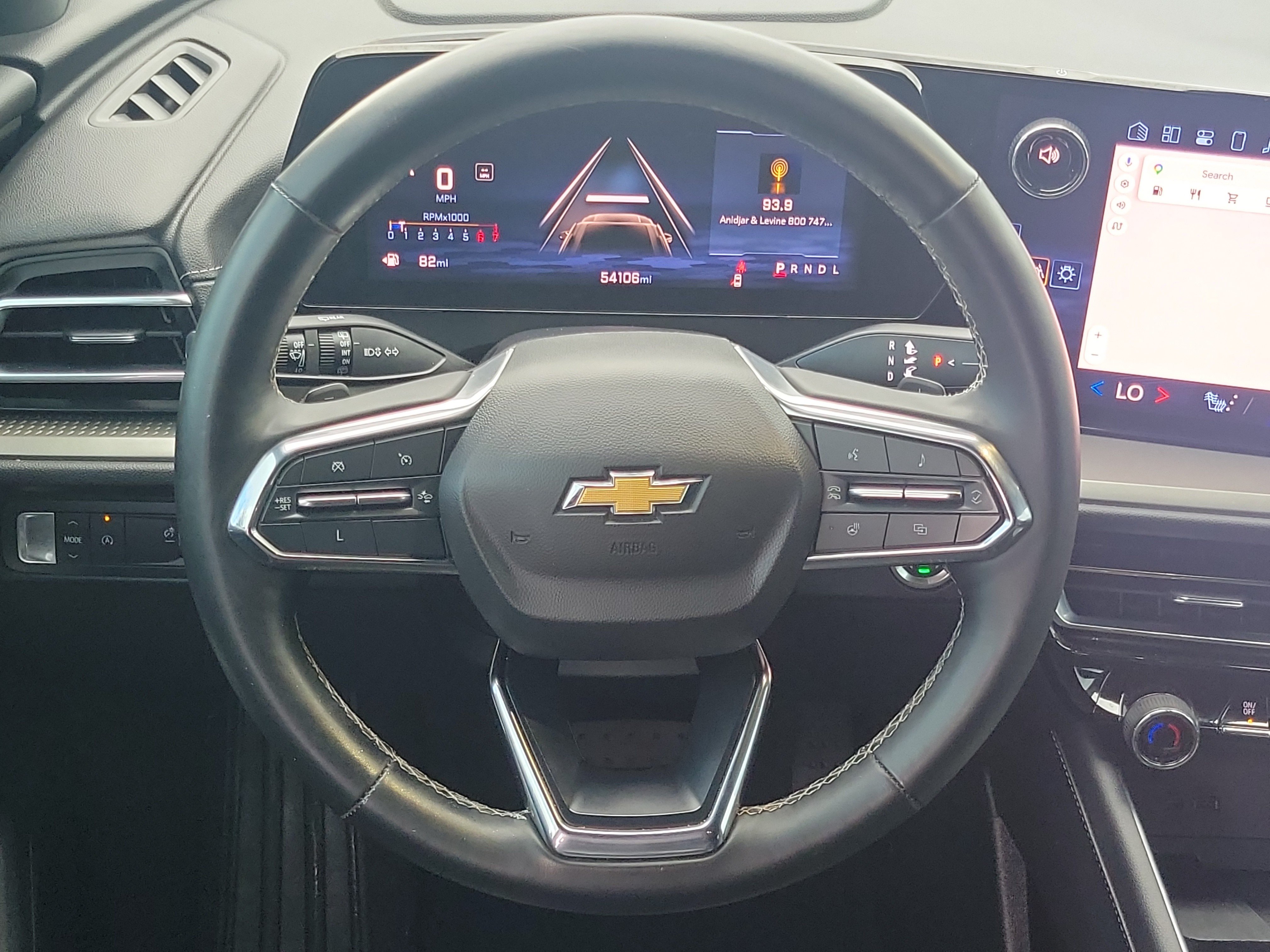 Used 2024 Chevrolet Traverse LT FWD image 15