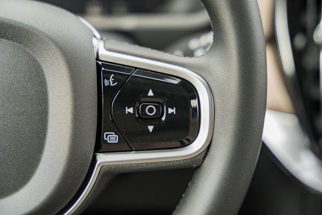 New 2026 Volvo XC90 T8 Plus image 21