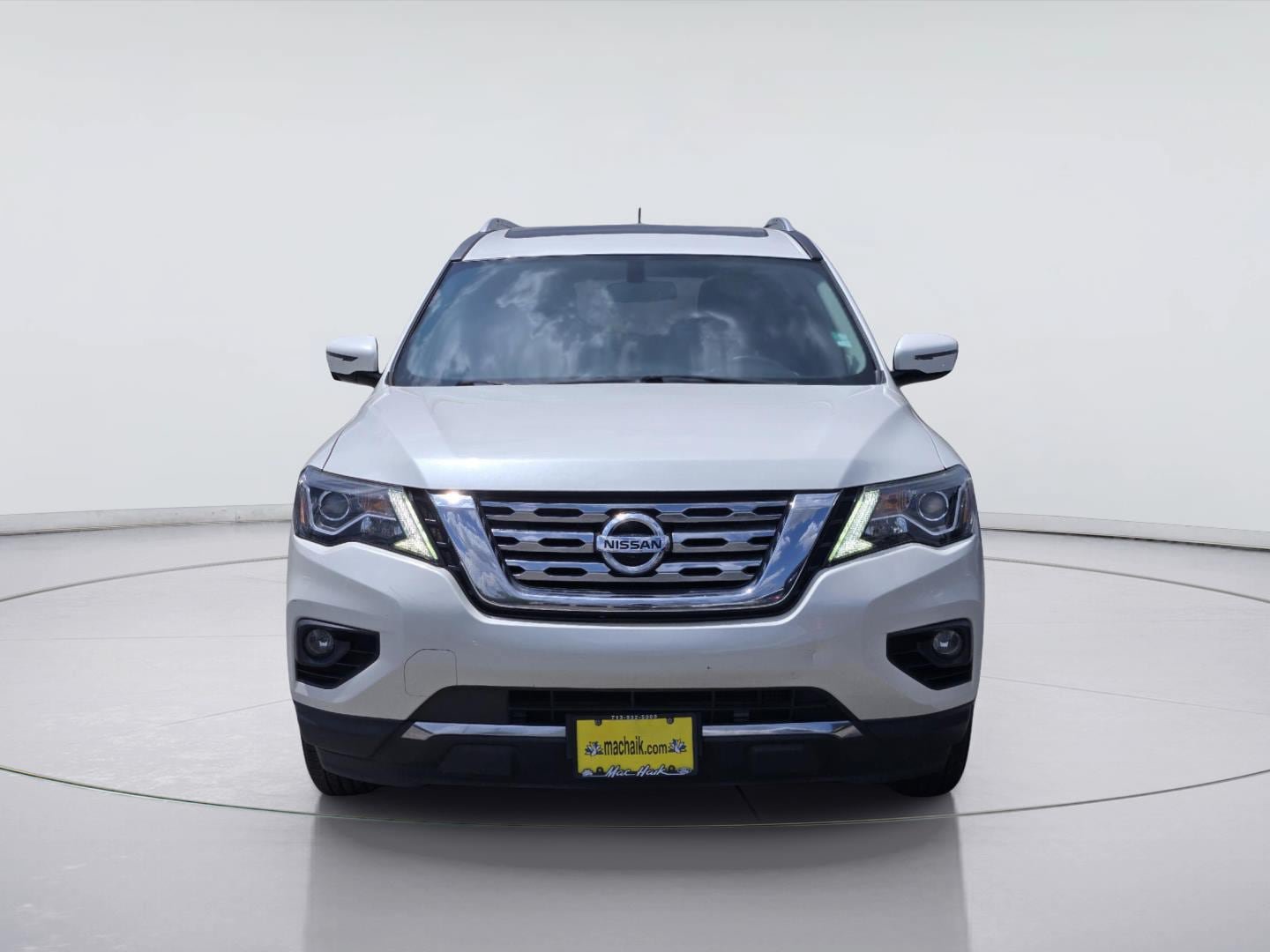 Used 2017 Nissan Pathfinder SL w/ SL Premium Package AWD/4WD image 2