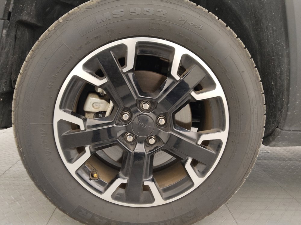 Used 2023 Jeep Renegade Latitude image 31