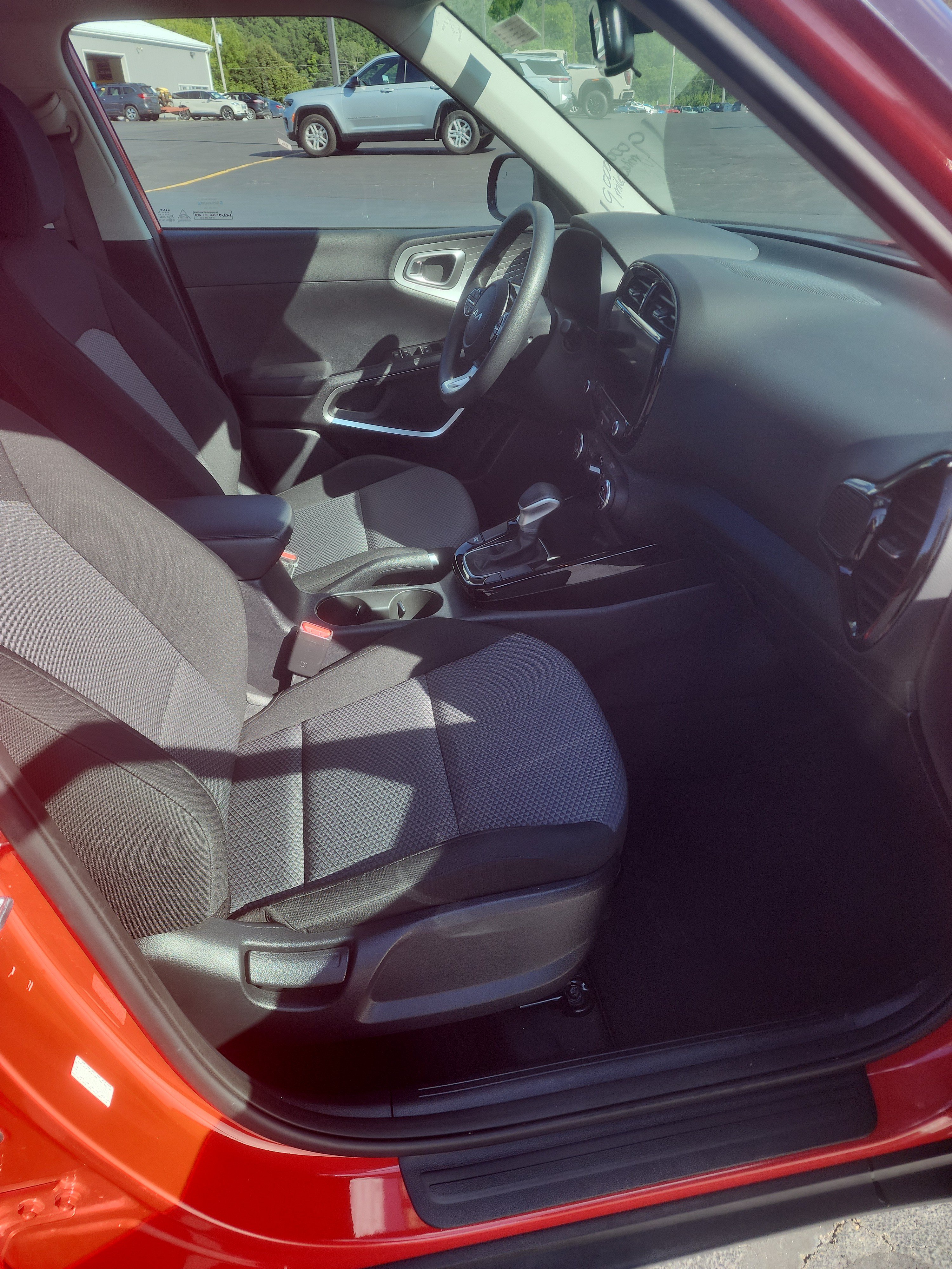 Used 2023 Kia Soul S FWD image 15