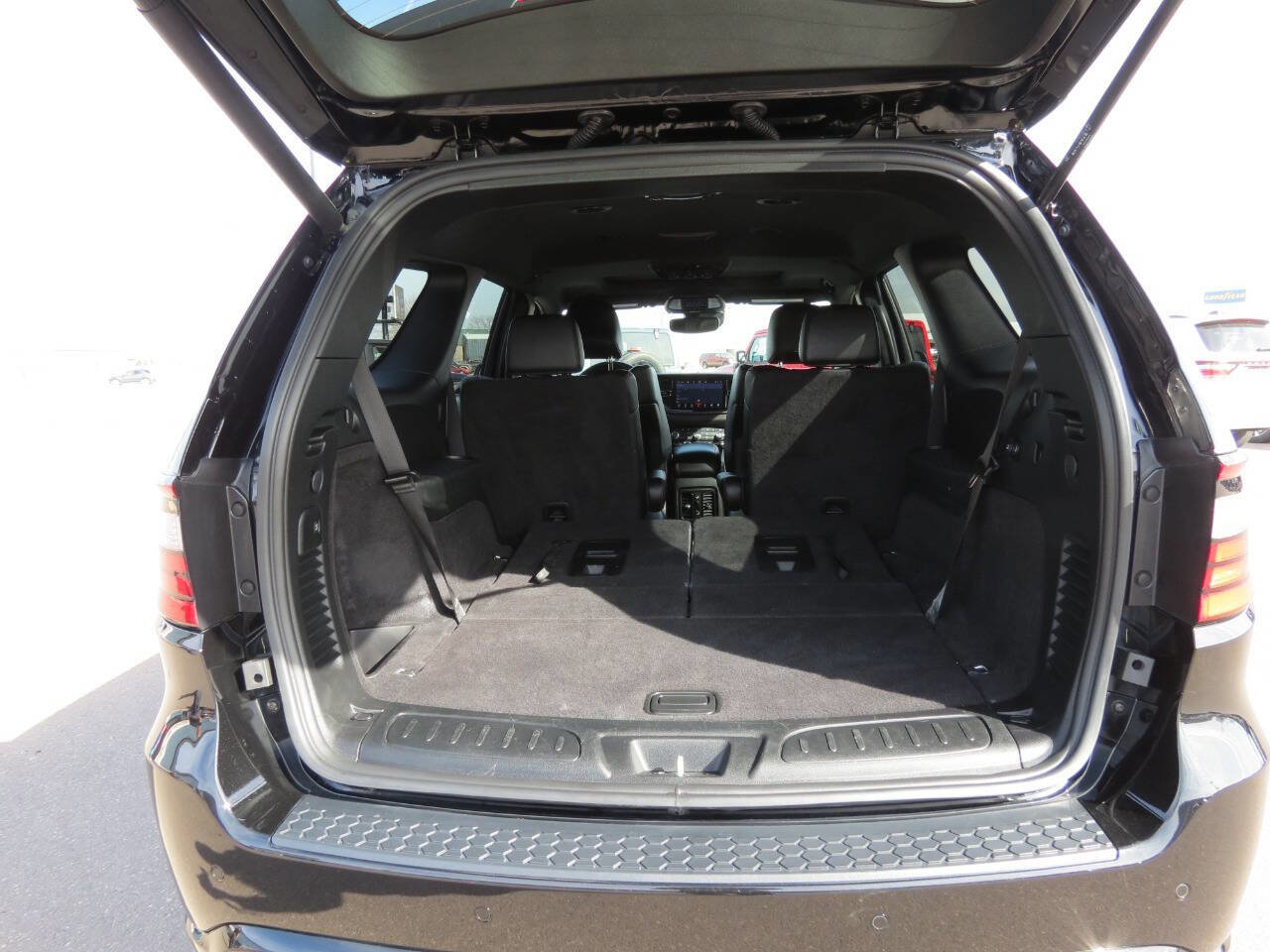Used 2024 Dodge Durango GT image 27