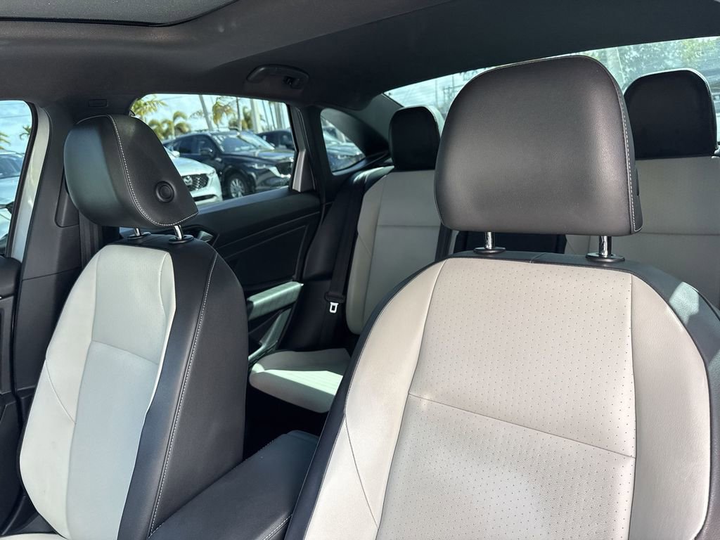 Used 2019 Volkswagen Jetta R-Line w/ R-Line Cold Weather Package FWD image 42