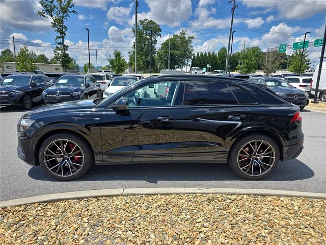 Used 2023 Audi Q8 Prestige AWD/4WD image 7