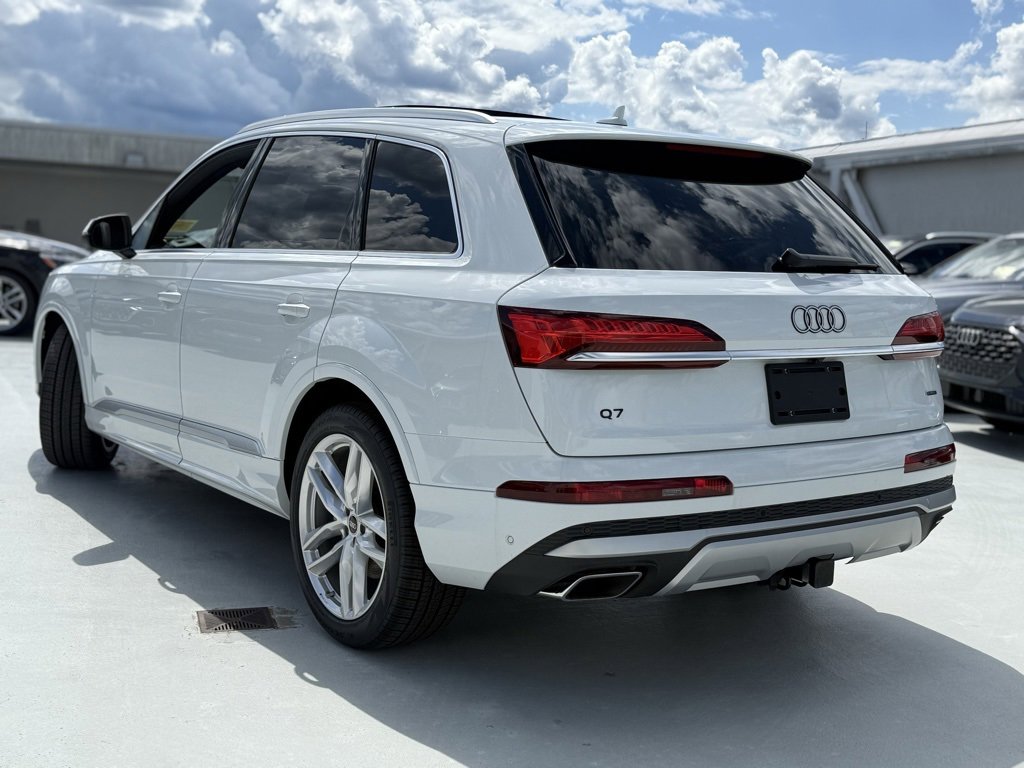 New 2025 Audi Q7 3.0T Premium Plus image 3