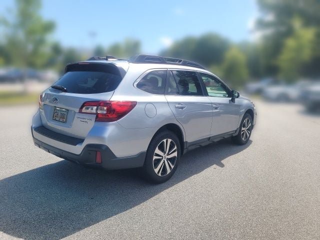 Used 2019 Subaru Outback 3.6R Limited AWD/4WD image 5
