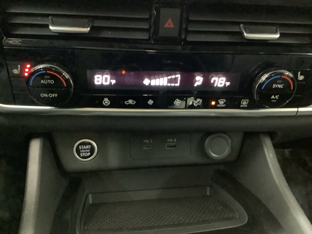 Used 2023 Nissan Rogue SV w/ SV Premium Package image 21