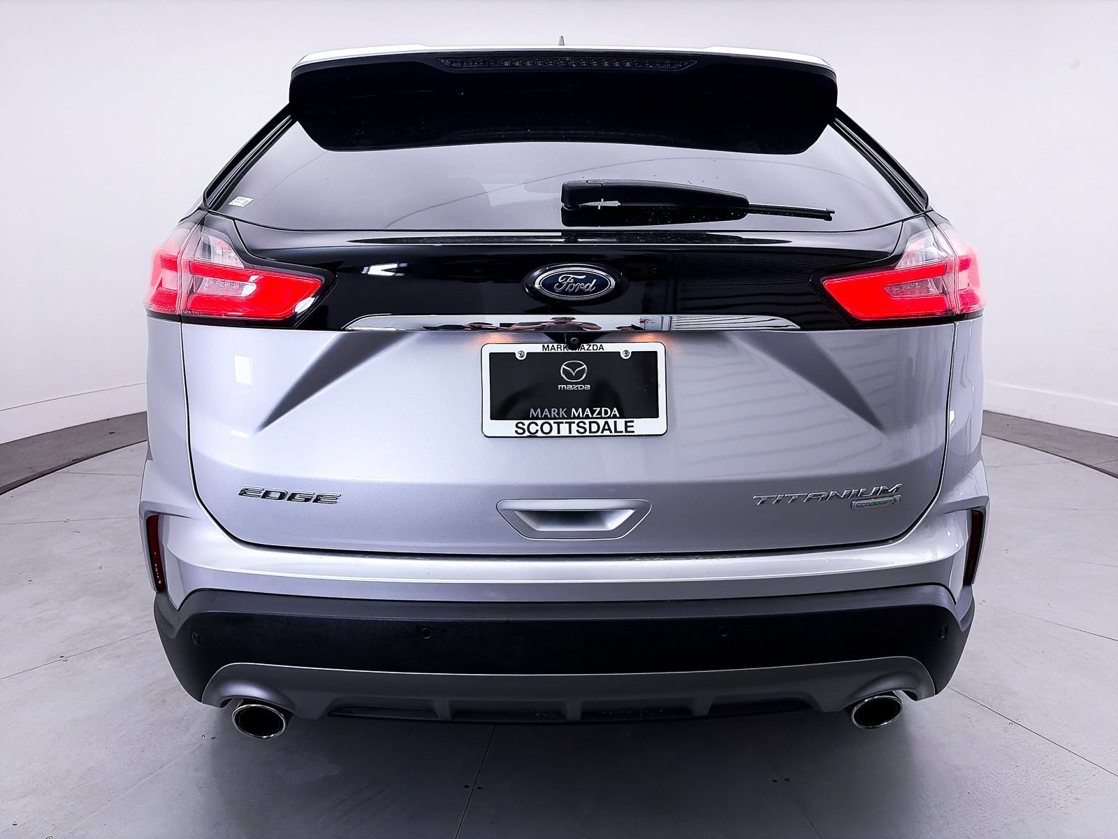 Used 2019 Ford Edge Titanium FWD image 14