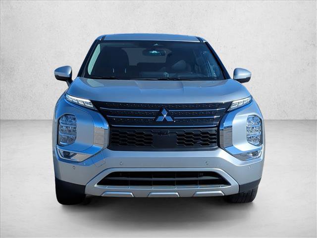 Used 2024 Mitsubishi Outlander SE video 2
