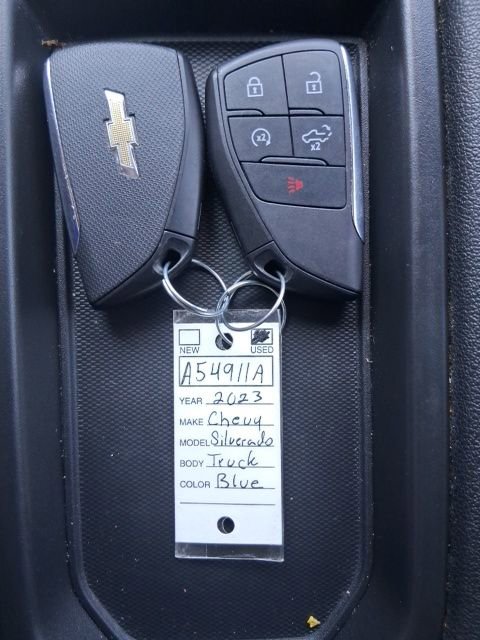 Used 2023 Chevrolet Silverado 1500 Custom AWD/4WD image 19