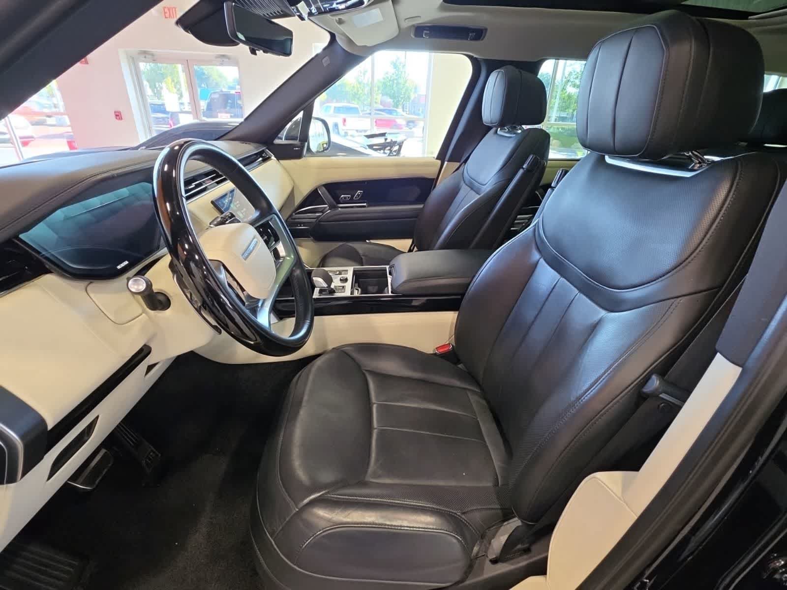 Used 2023 Land Rover Range Rover SE AWD/4WD image 23