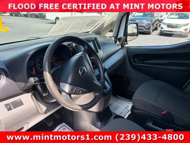 Used 2020 Nissan NV200 S FWD image 18