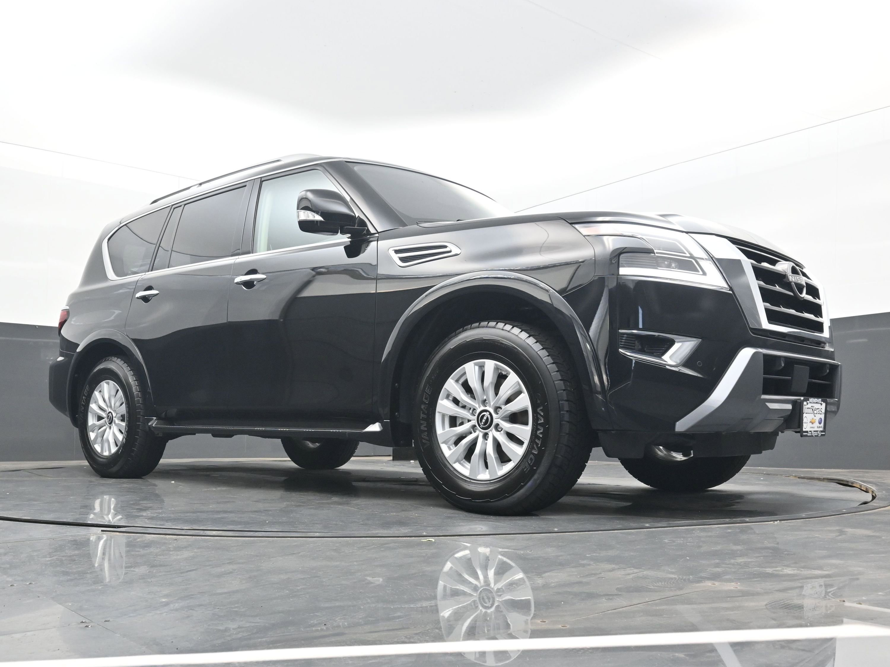 Used 2024 Nissan Armada SV image 21
