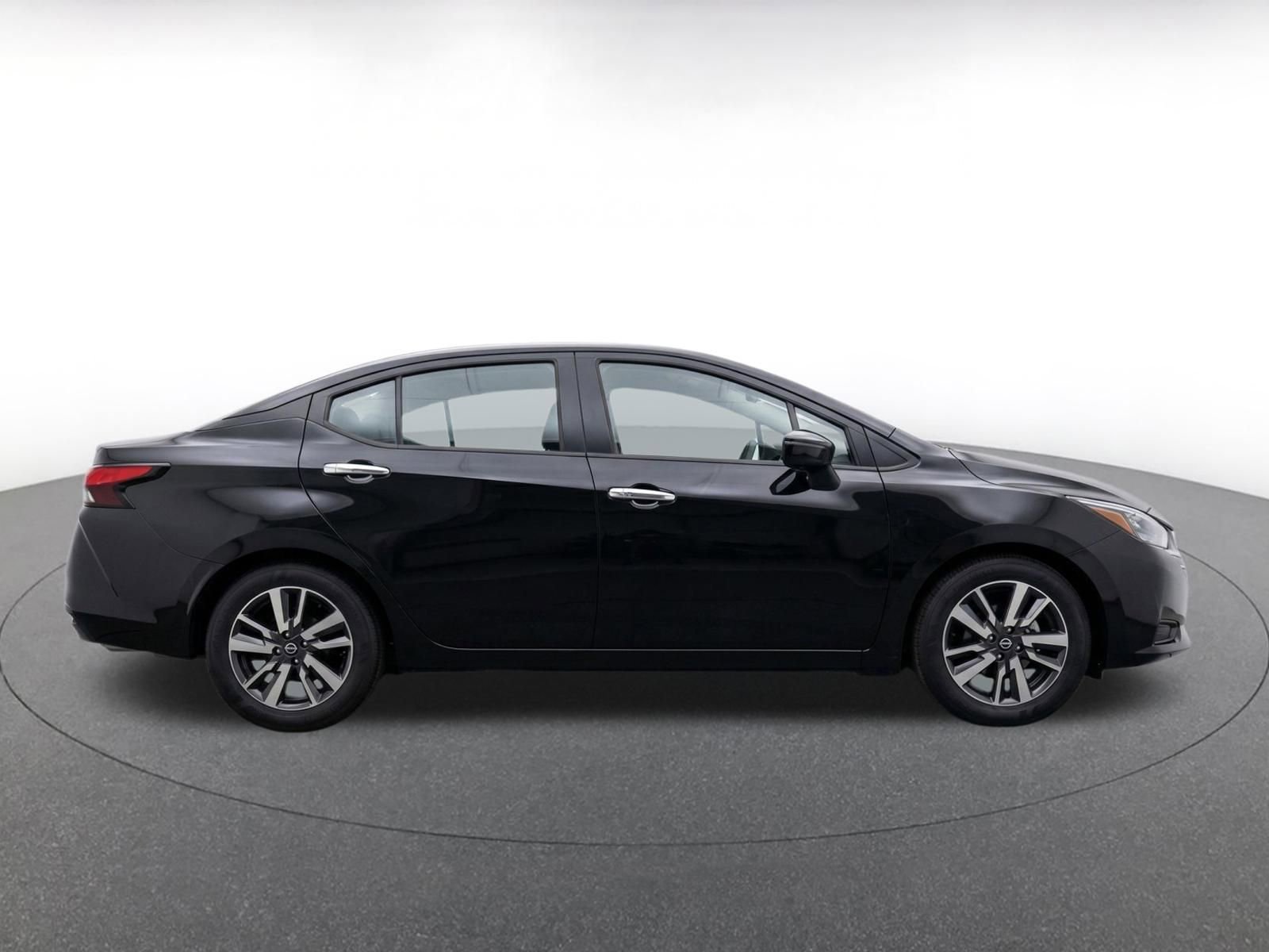 Used 2025 Nissan Versa SV FWD image 14