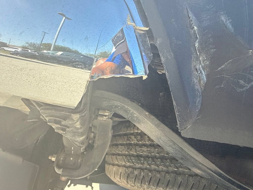Used 2022 Toyota Tacoma SR5 RWD image 18