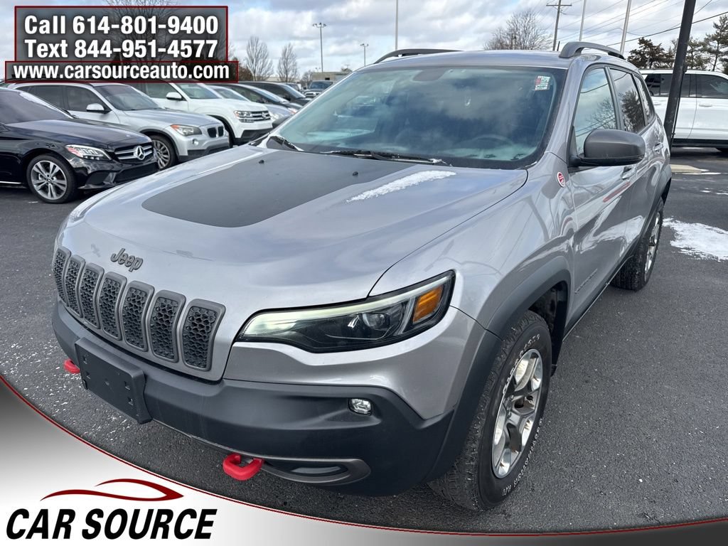 Used 2019 Jeep Cherokee Trailhawk AWD/4WD image 2