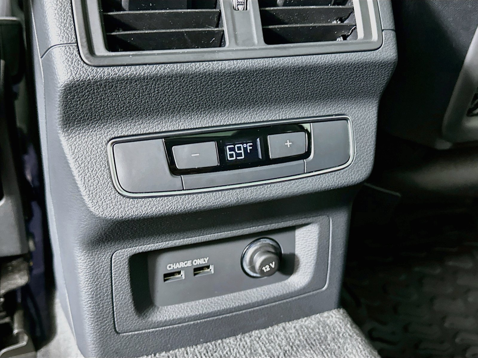 Certified 2024 Audi Q5 e Premium Plus AWD/4WD image 35