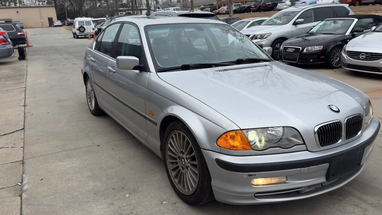 Used 2001 BMW 330i Sedan image 6