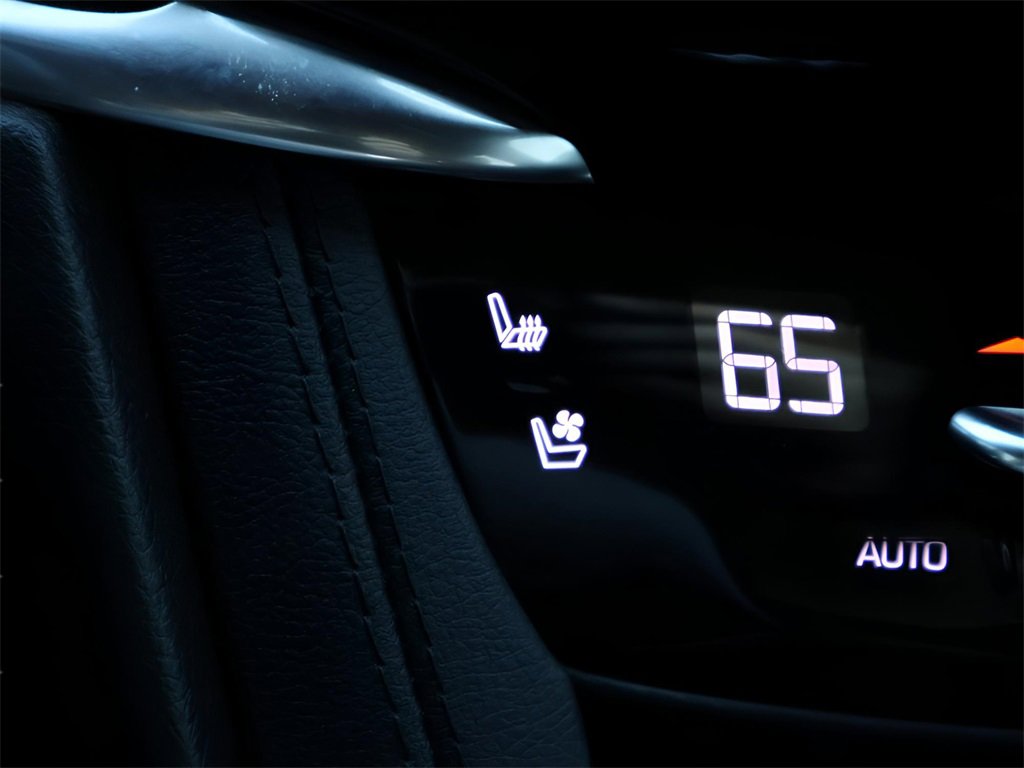 Used 2023 Cadillac XT6 Sport w/ Platinum Package image 30