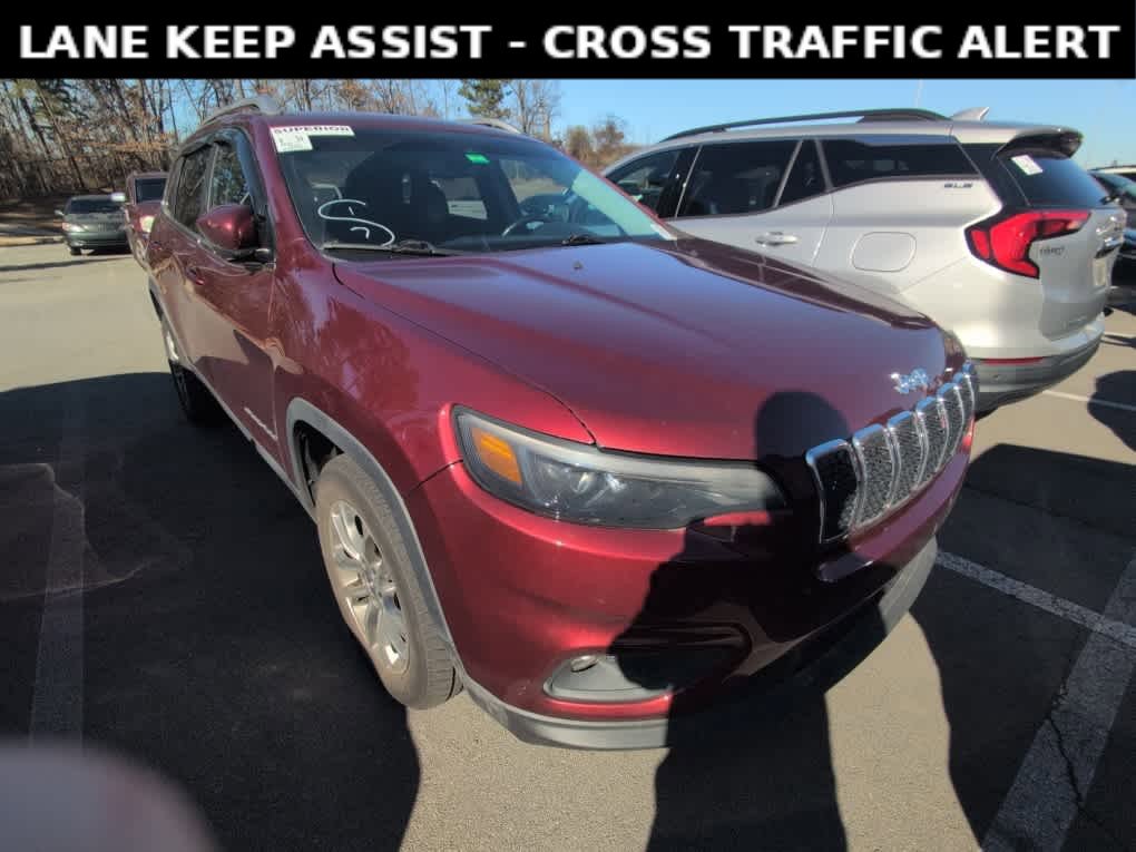 Used 2021 Jeep Cherokee Latitude Lux w/ Comfort/Convenience Group image 2