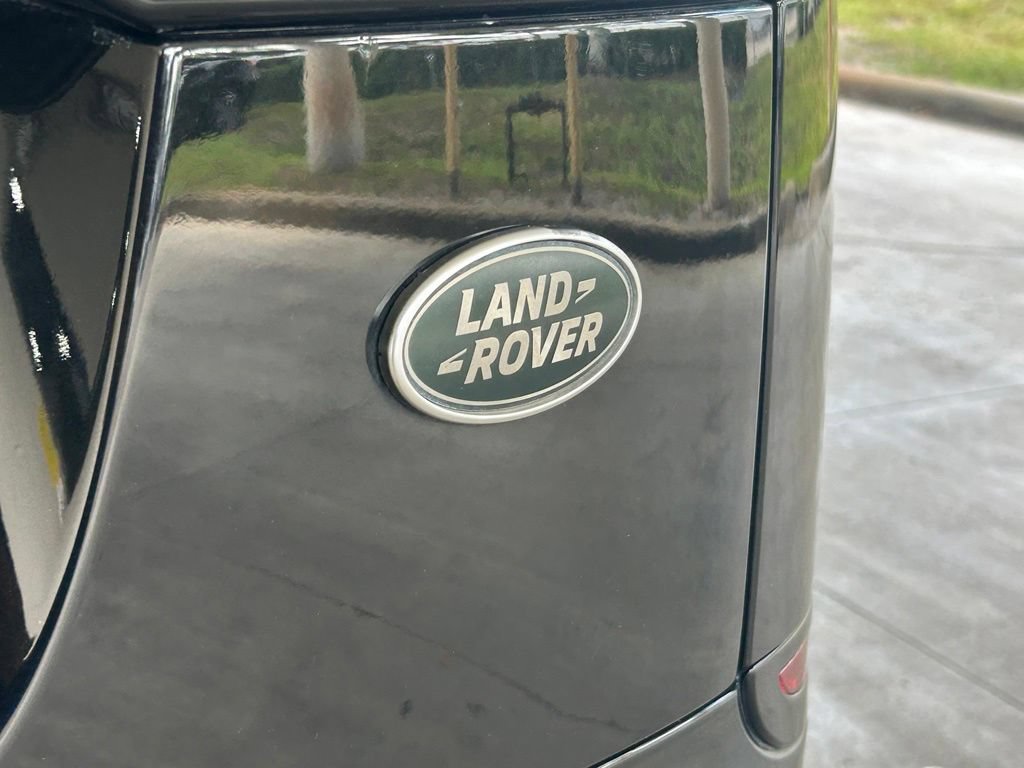 Used 2019 Land Rover Range Rover Velar R-Dynamic SE AWD/4WD image 23