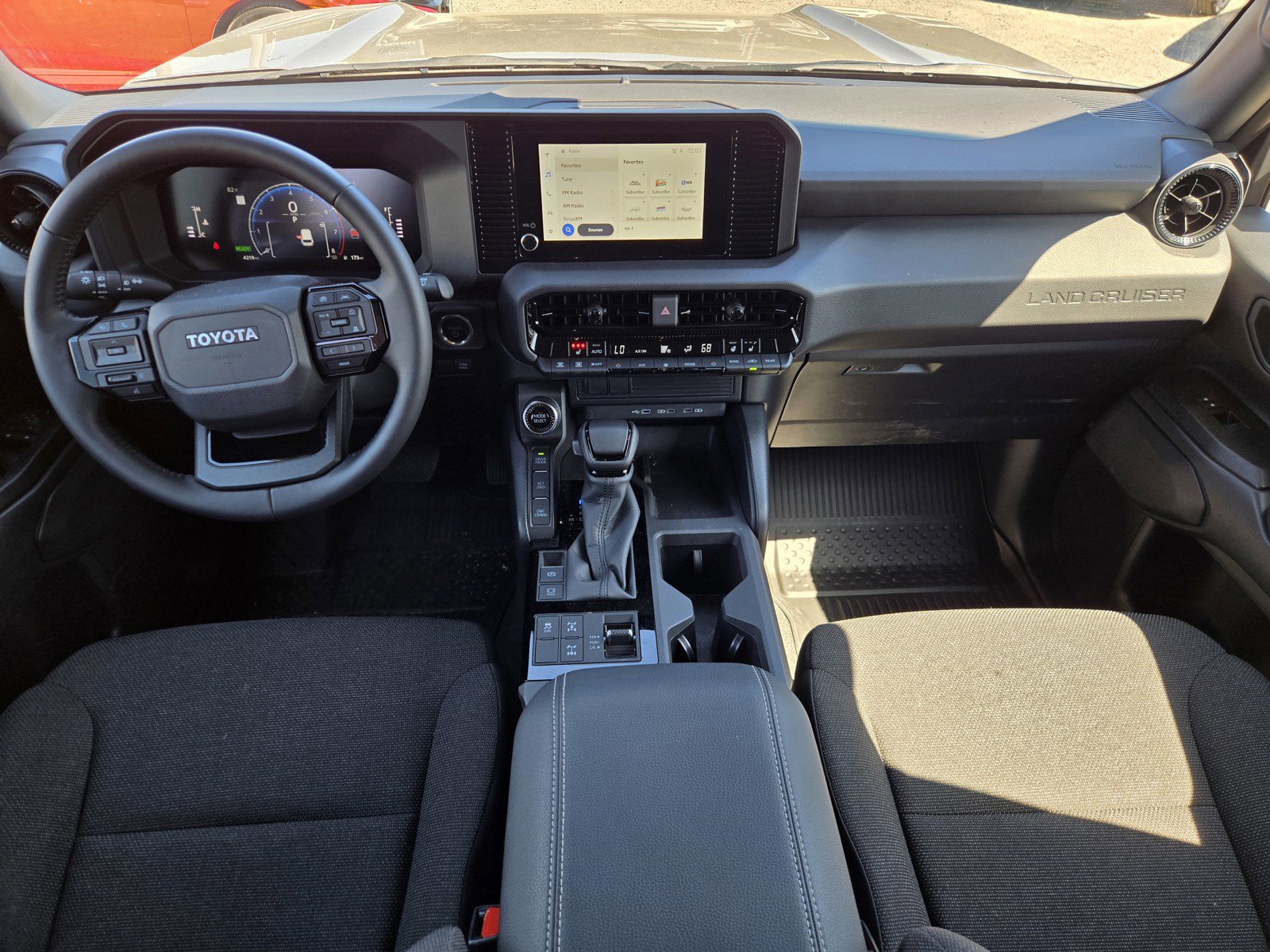 Used 2025 Toyota Land Cruiser image 13