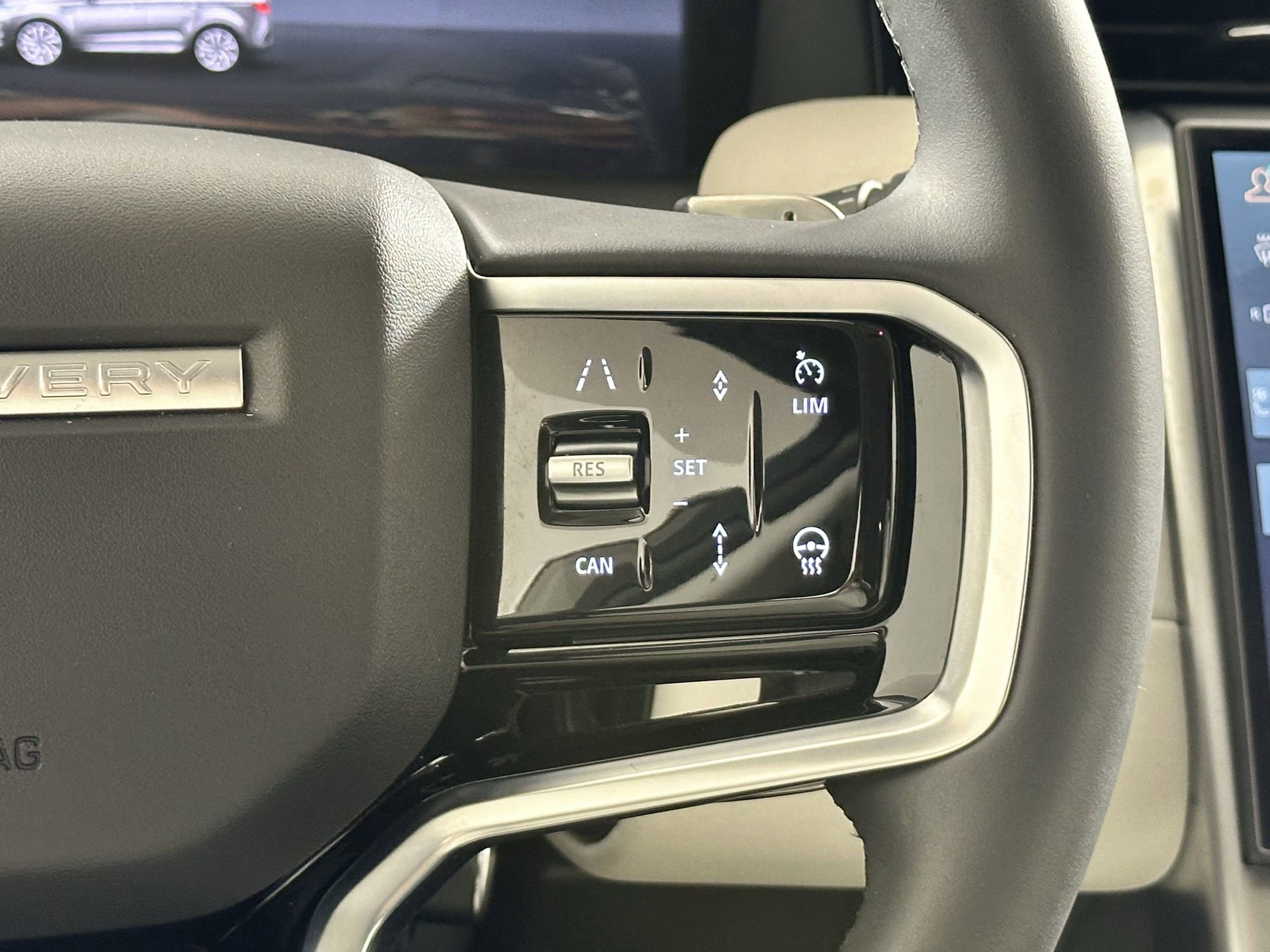 Certified 2024 Land Rover Discovery Sport S image 21