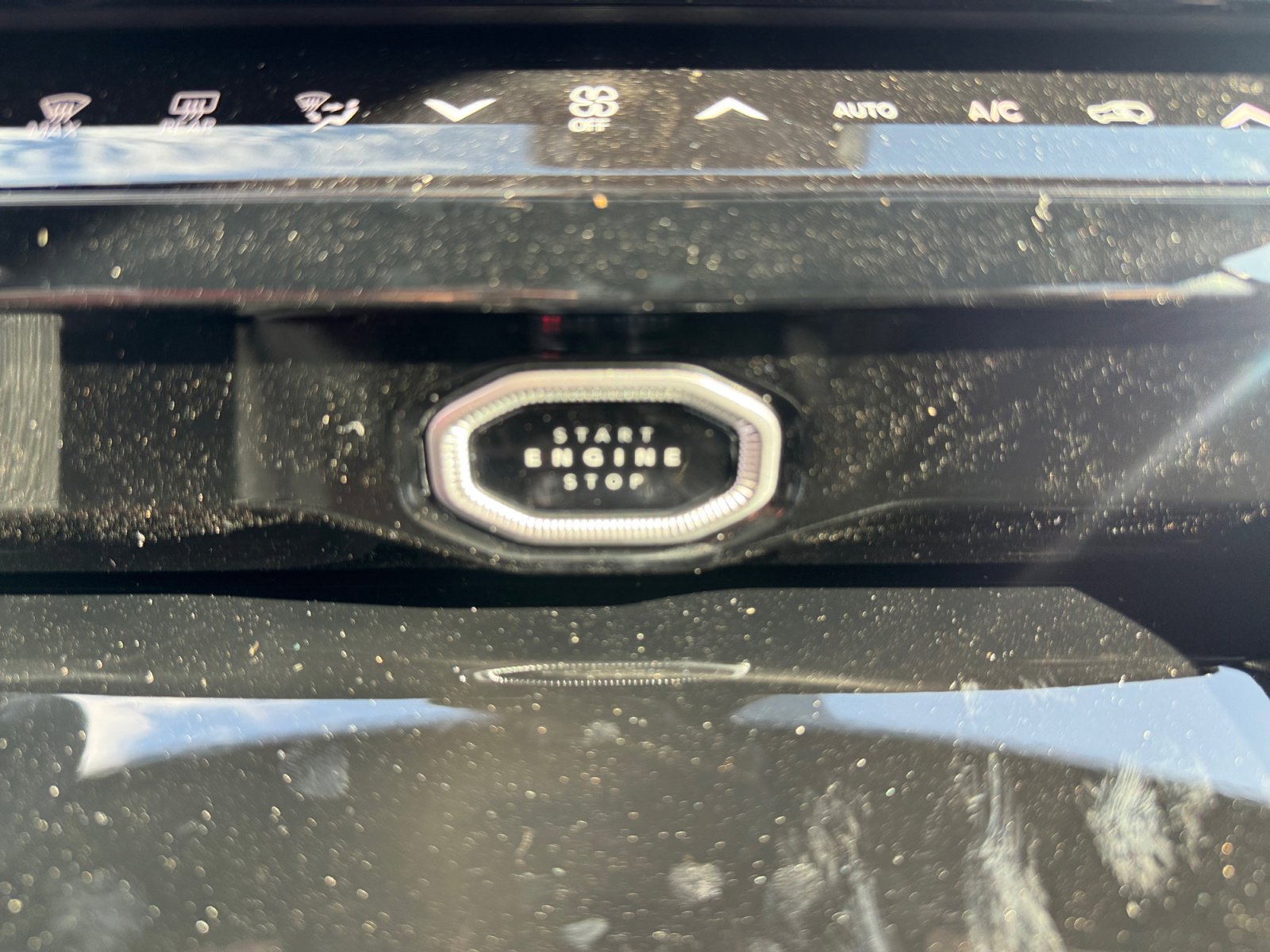 New 2026 Jeep Grand Cherokee L 2WD image 30