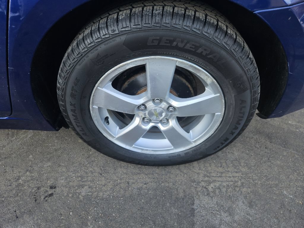 Used 2013 Chevrolet Cruze LT FWD image 22