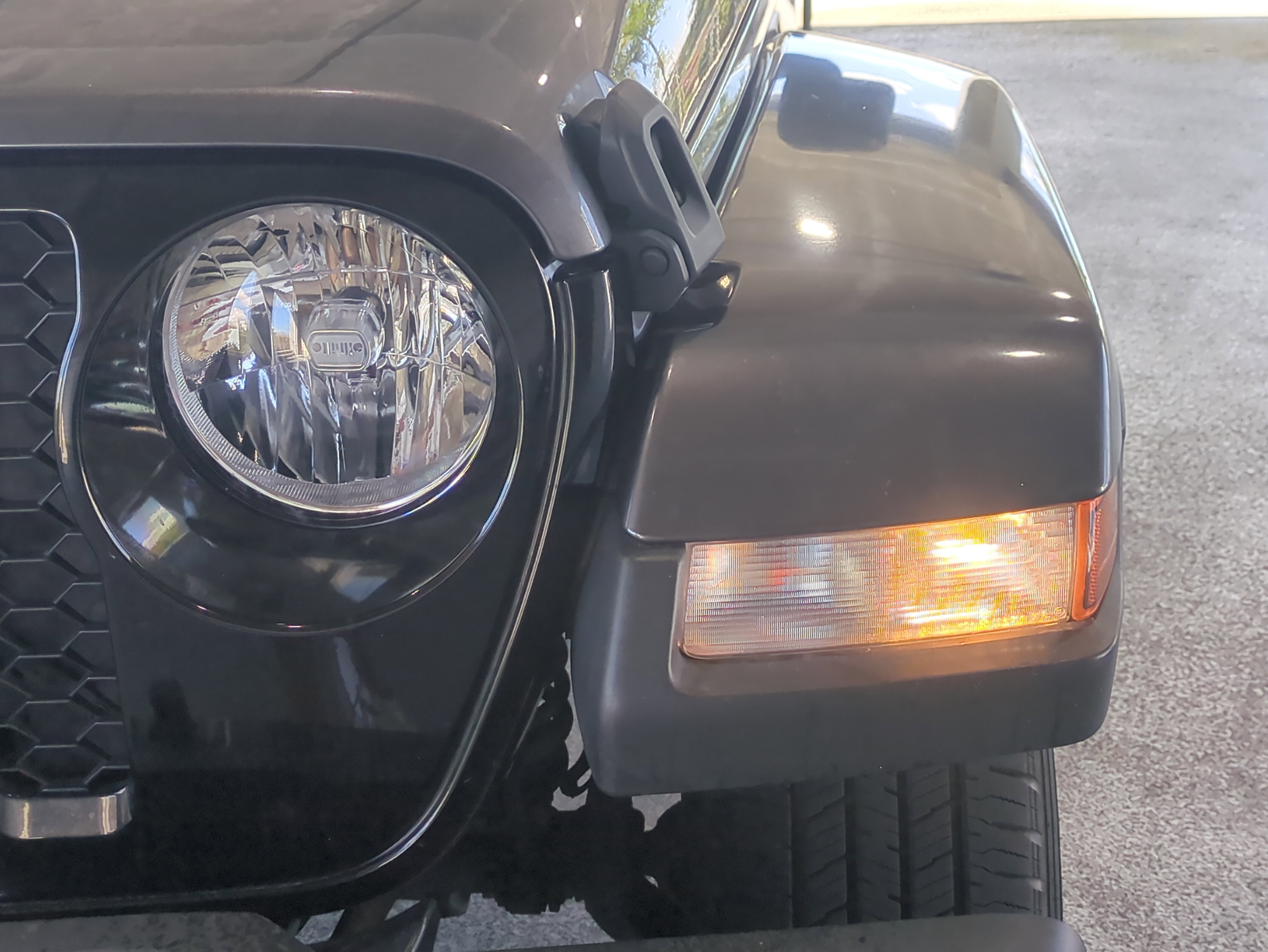 Used 2022 Jeep Gladiator Sport AWD/4WD image 10