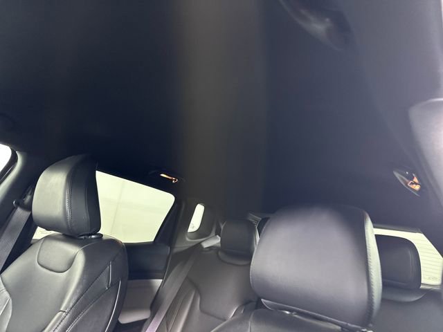 Used 2024 Jeep Compass Limited image 12